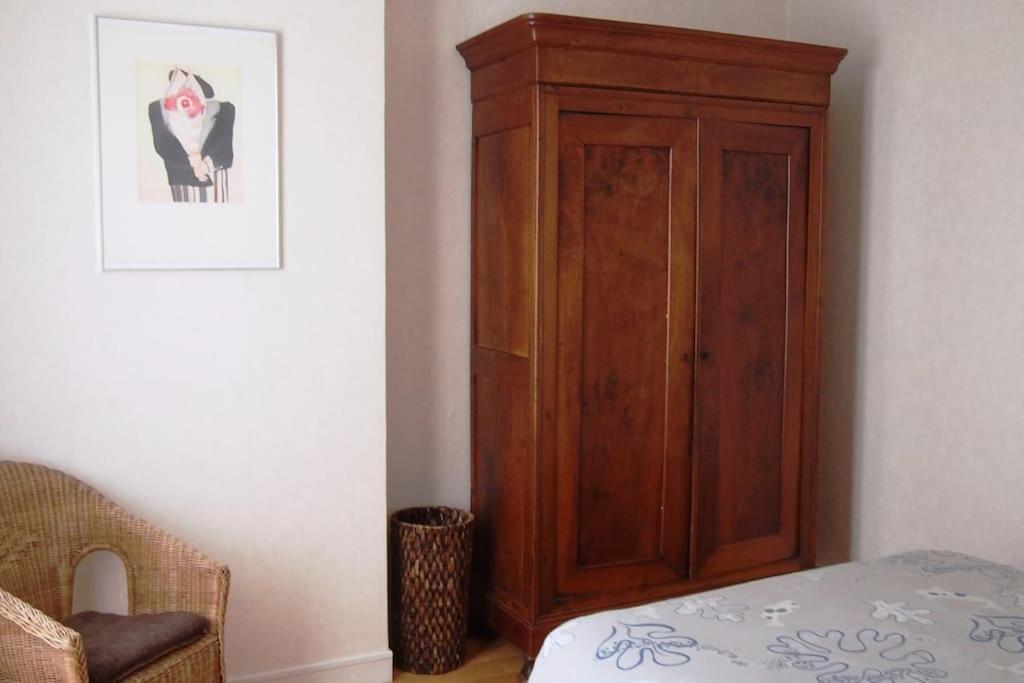 Bed and Breakfast Le 105 Bis Eiffel à Paris Extérieur photo